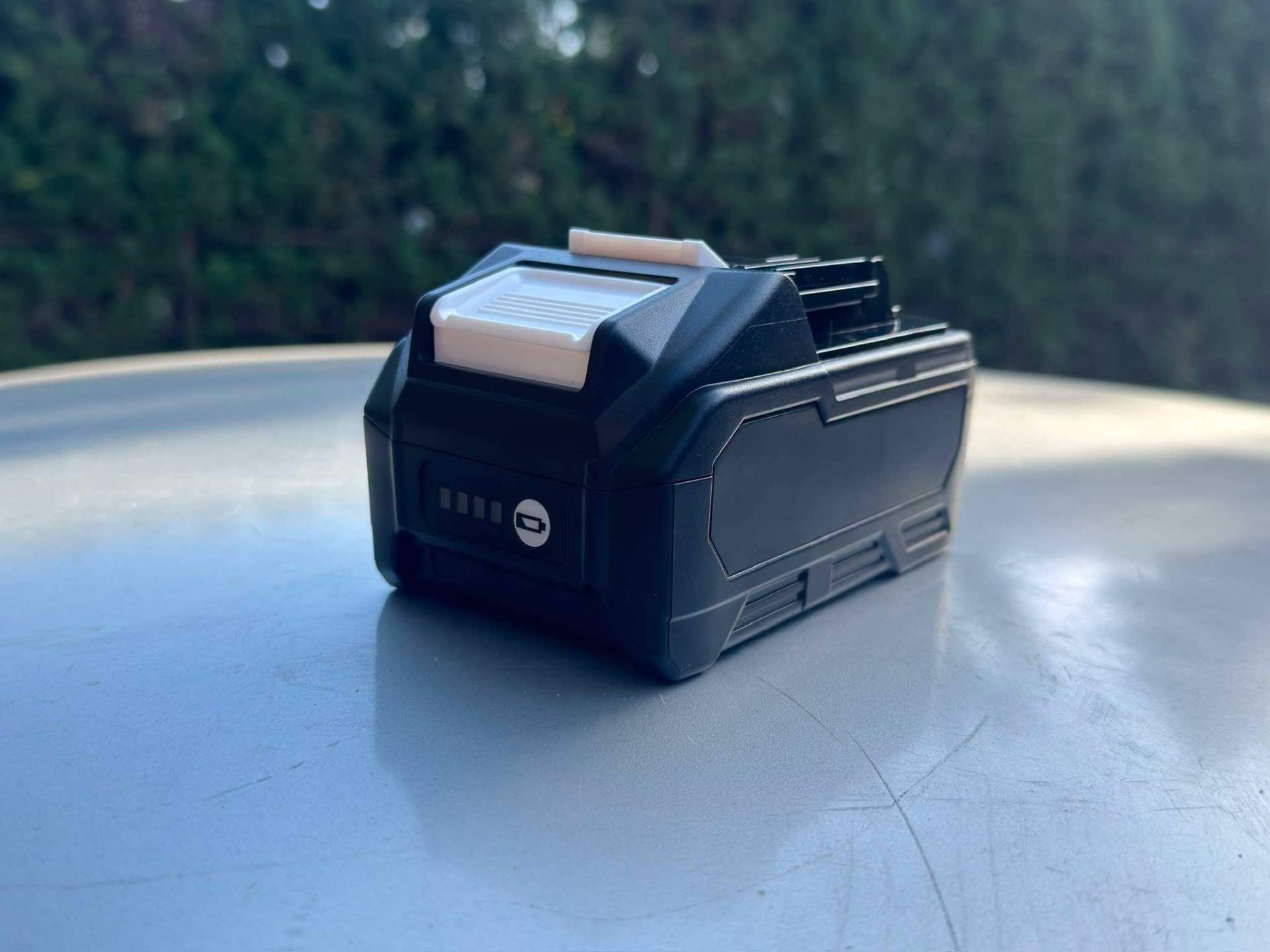 Zamiennik akumulatora do elektronarzędzia — wersja premium